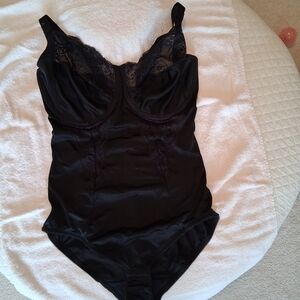 Maidenform Black Lace Shapewear Bodysuit